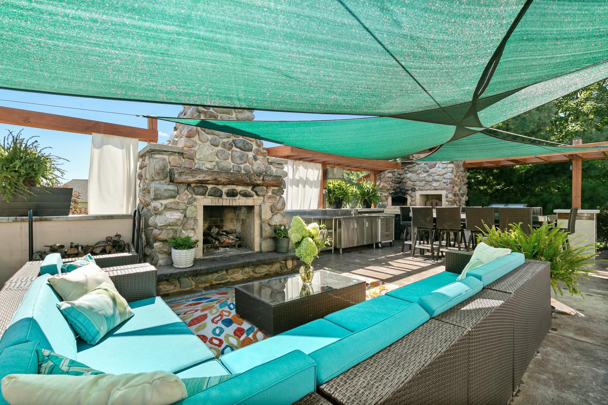 20942 Marshfield Circle