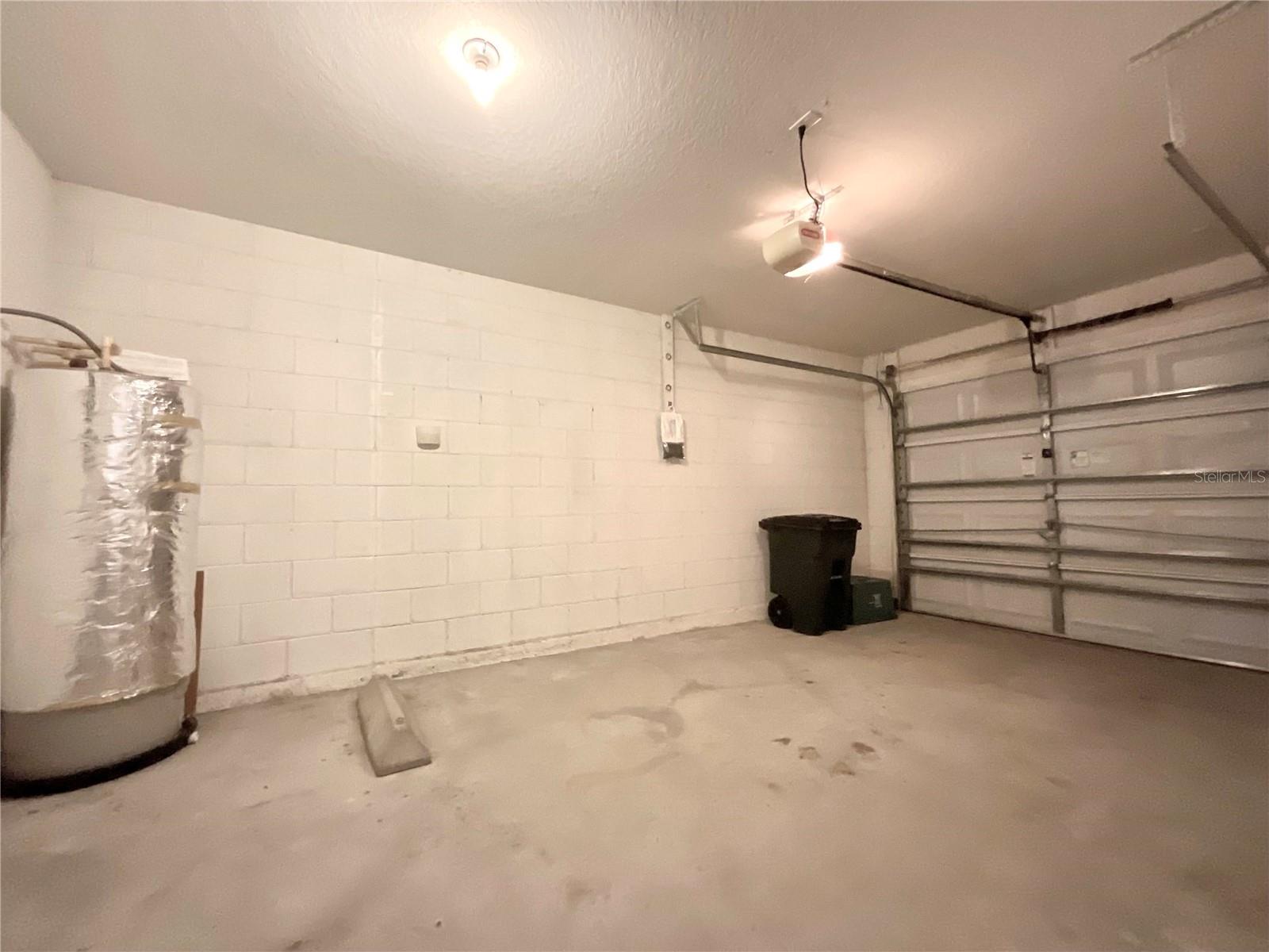 3820 Silverbell Loop