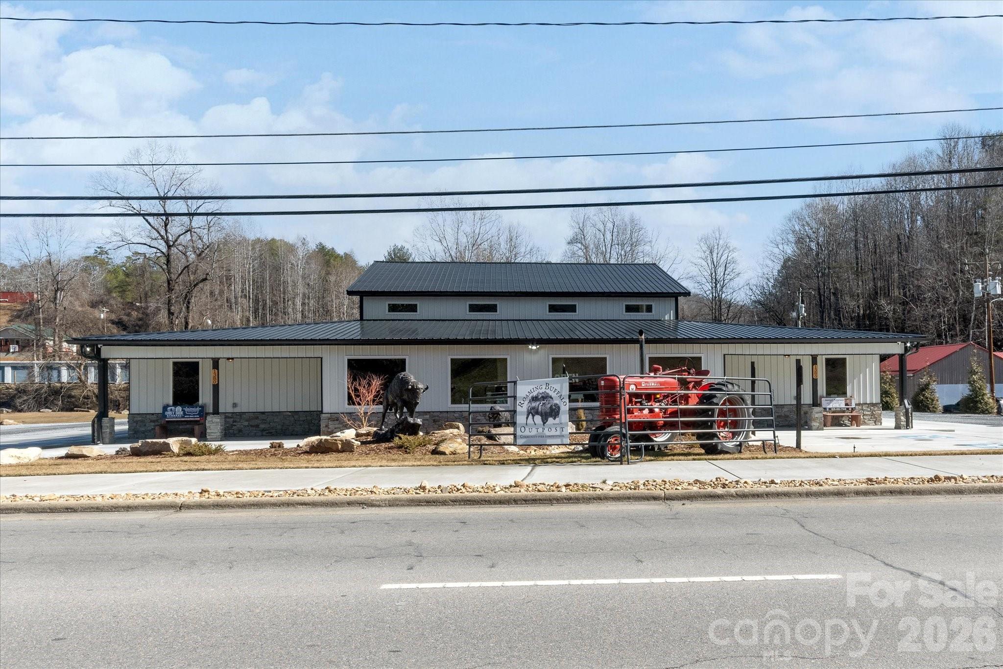 1380 N Main Street