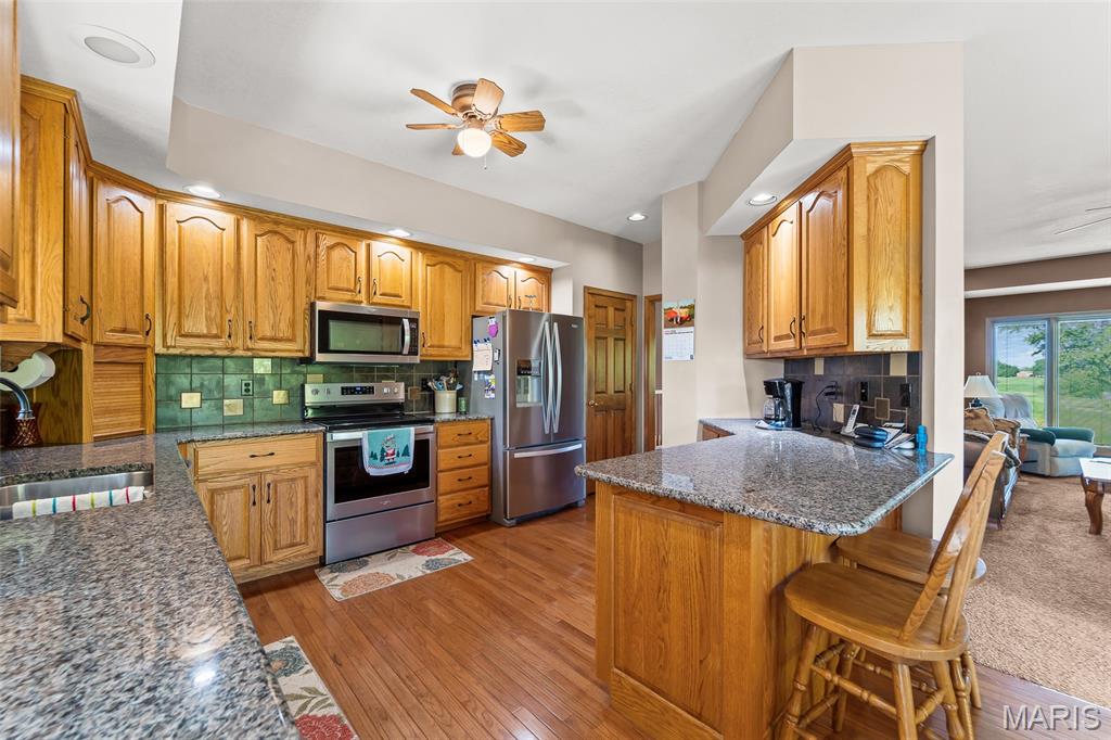 750 W Walsh Street