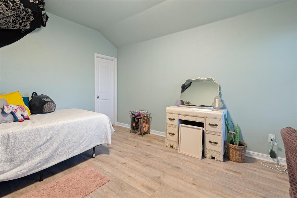 1216 Sausalito Trail
