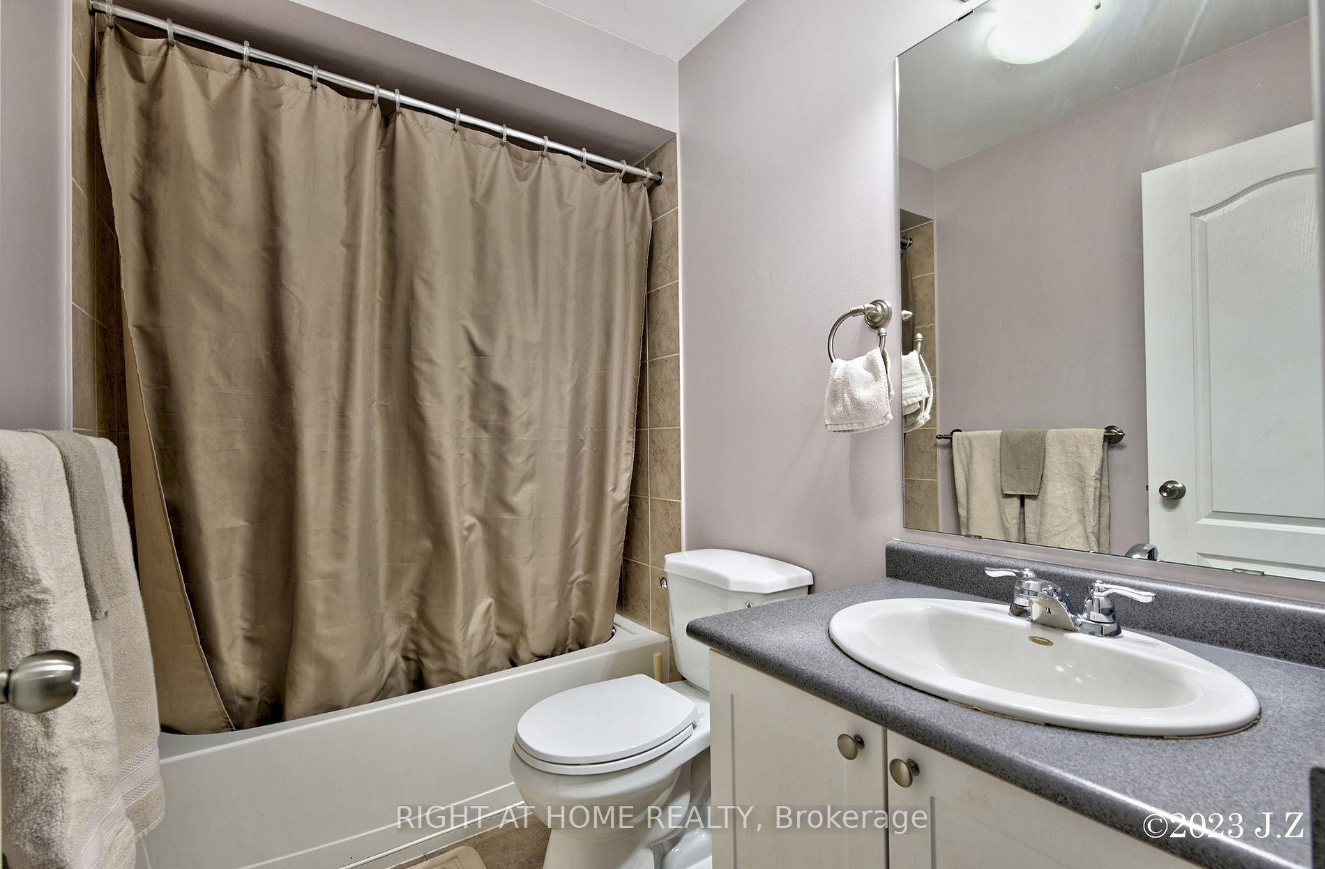 23 Bakewell St 23