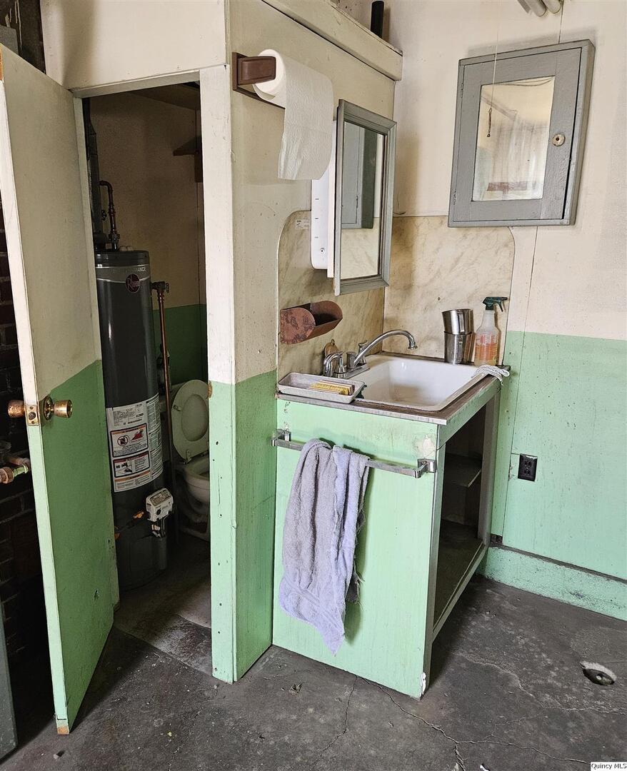 513-515 & 517 S 12th Street