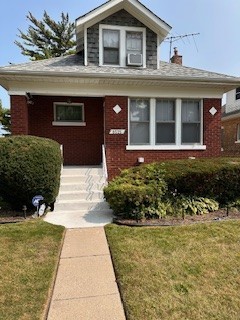 Welcome to Chatham! Investors and first time home buyers,this is your first and last stop.This large charming 2 story brick Bungalow with a renovated full finish basement, 4 bedrooms with one full bath and a half bathroom. Hardwood floors in the living and dining room. French doors that lead into the family room. Rennovated kitchen with beautiful cabinetry, back splash and eat-in kitchen bar, Kenmore 48 inch stove, and new lighting throughout the house. This property features a large private backyard for family gatherings and entertainment. Home is sold AS IS. Agents must accompany their qualified buyers at all times. This house is a hidden gem, don't let this one get away!