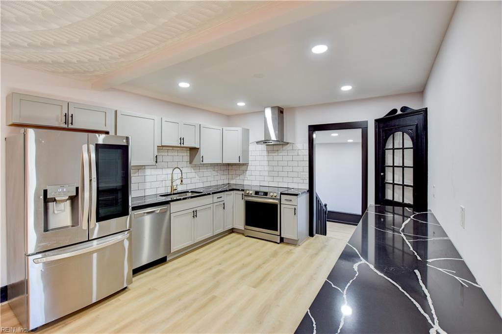 1943 Sycamore Lane, Norfolk, VA 