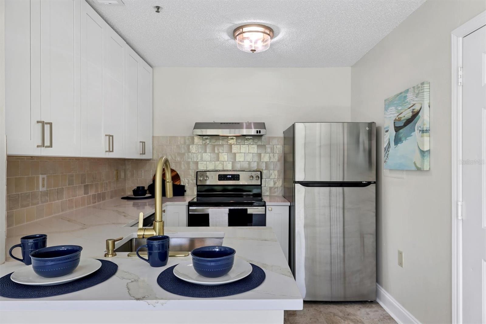 4020 Crockers Lake Boulevard 14