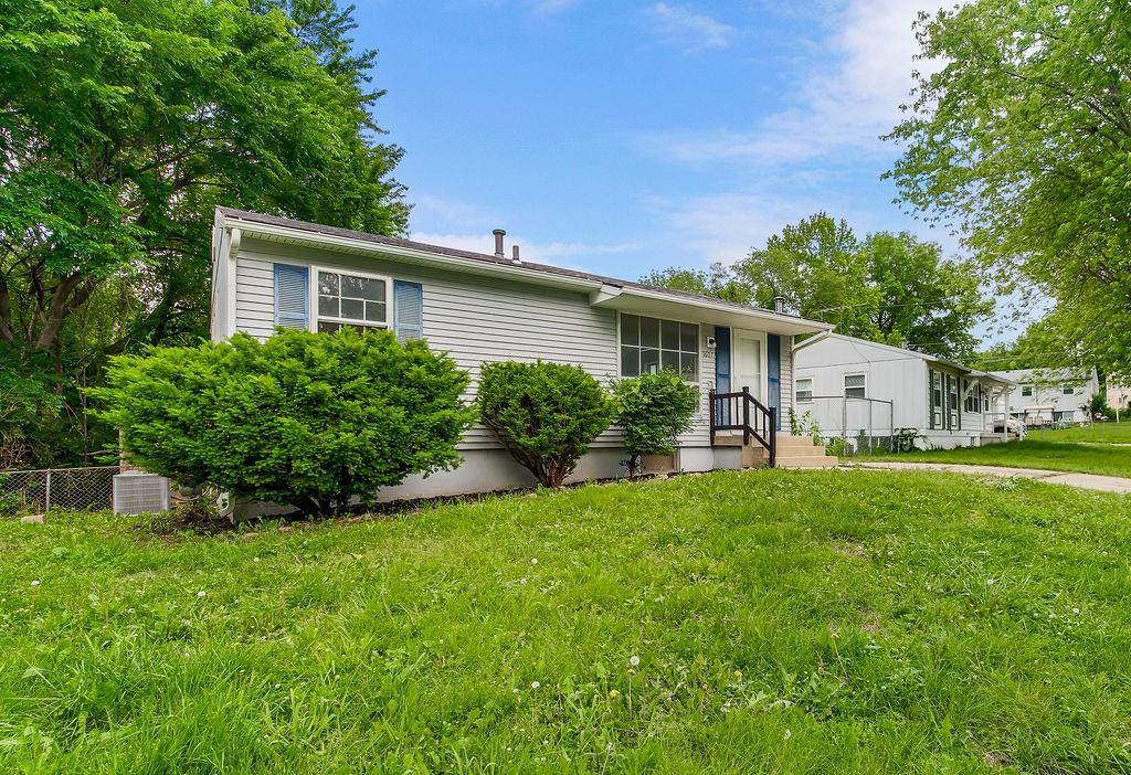 1607 N Cherokee Street