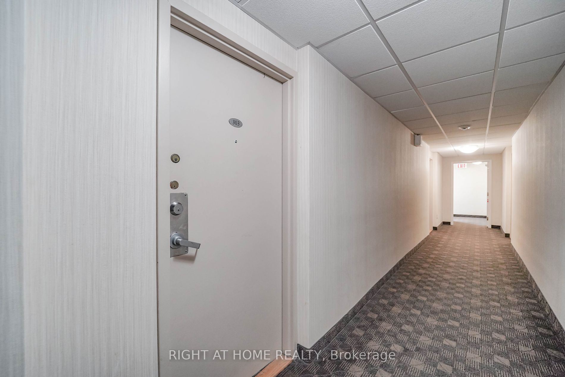 10 Crescent Town Rd 303