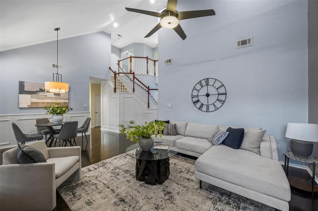 1819 Sandalwood Lane