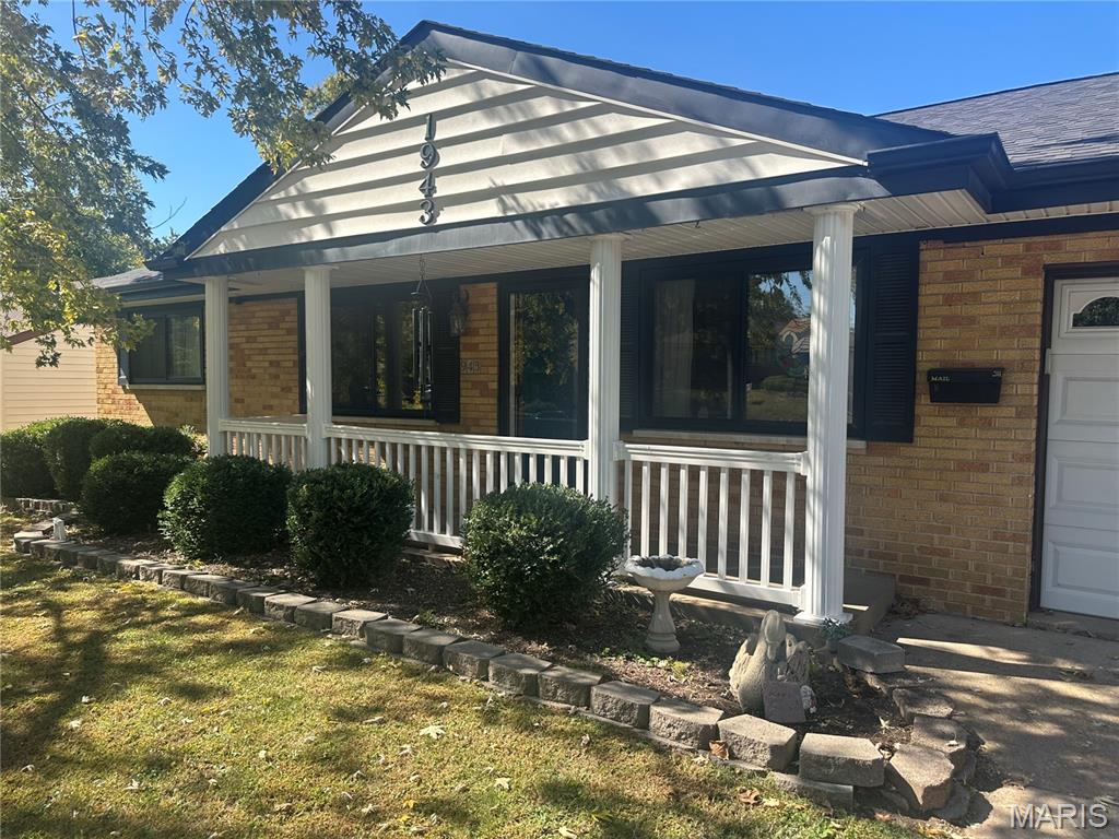 1943 Brown Road