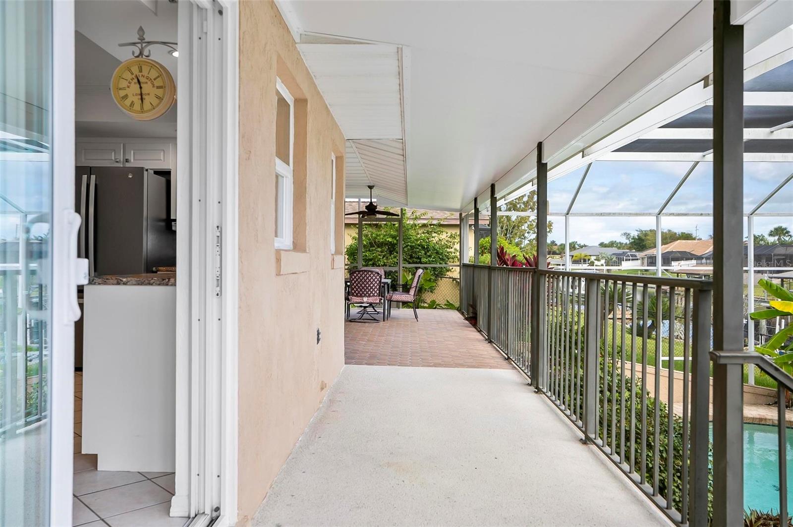 15 Clarendon Court S