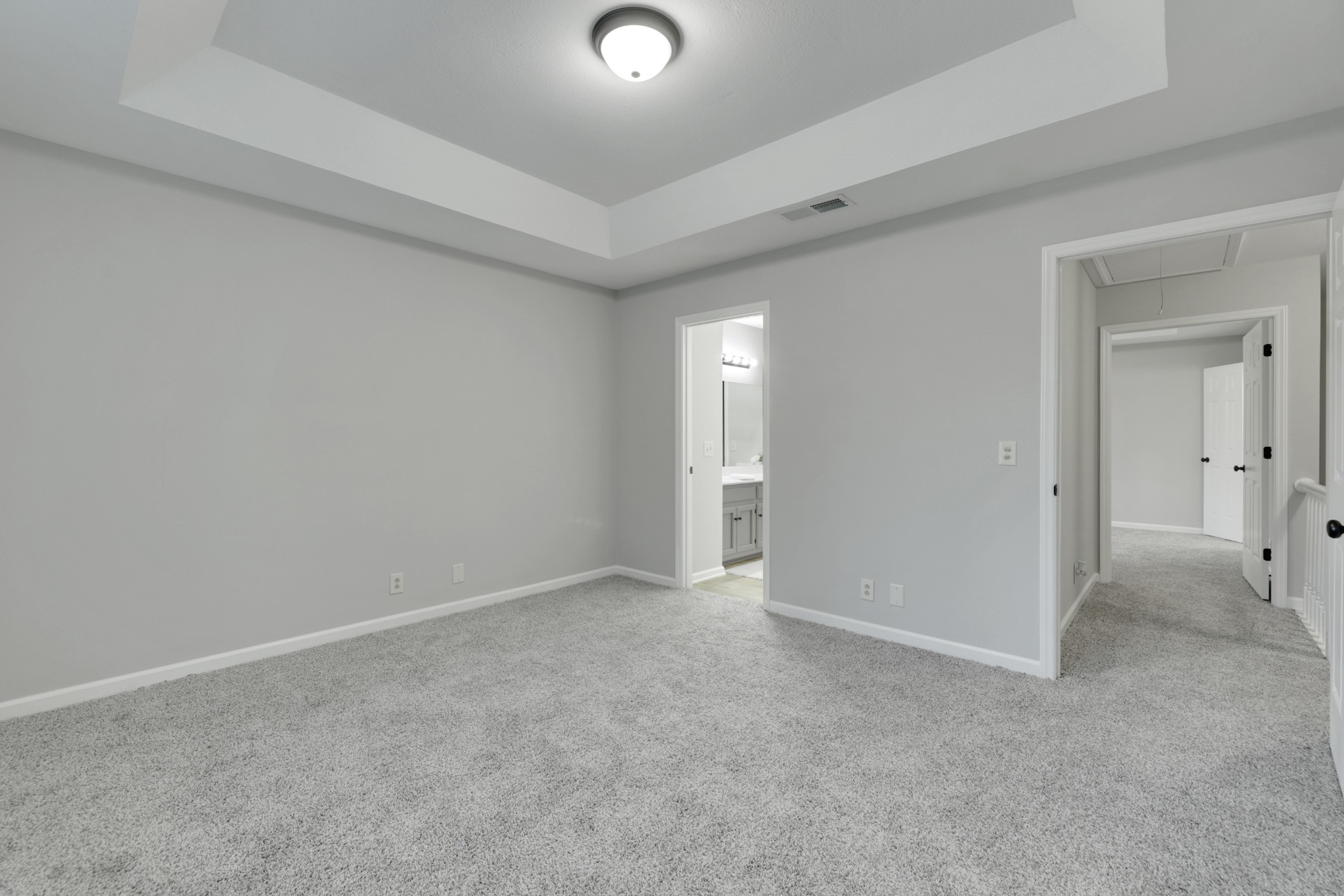304 Hillside Ct