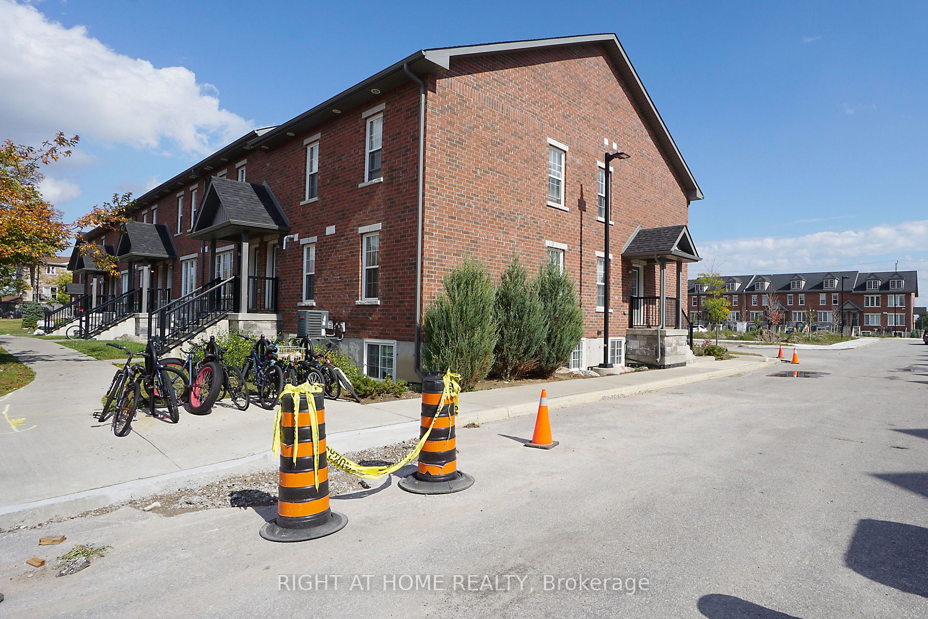 246 Penetanguishene Rd 8