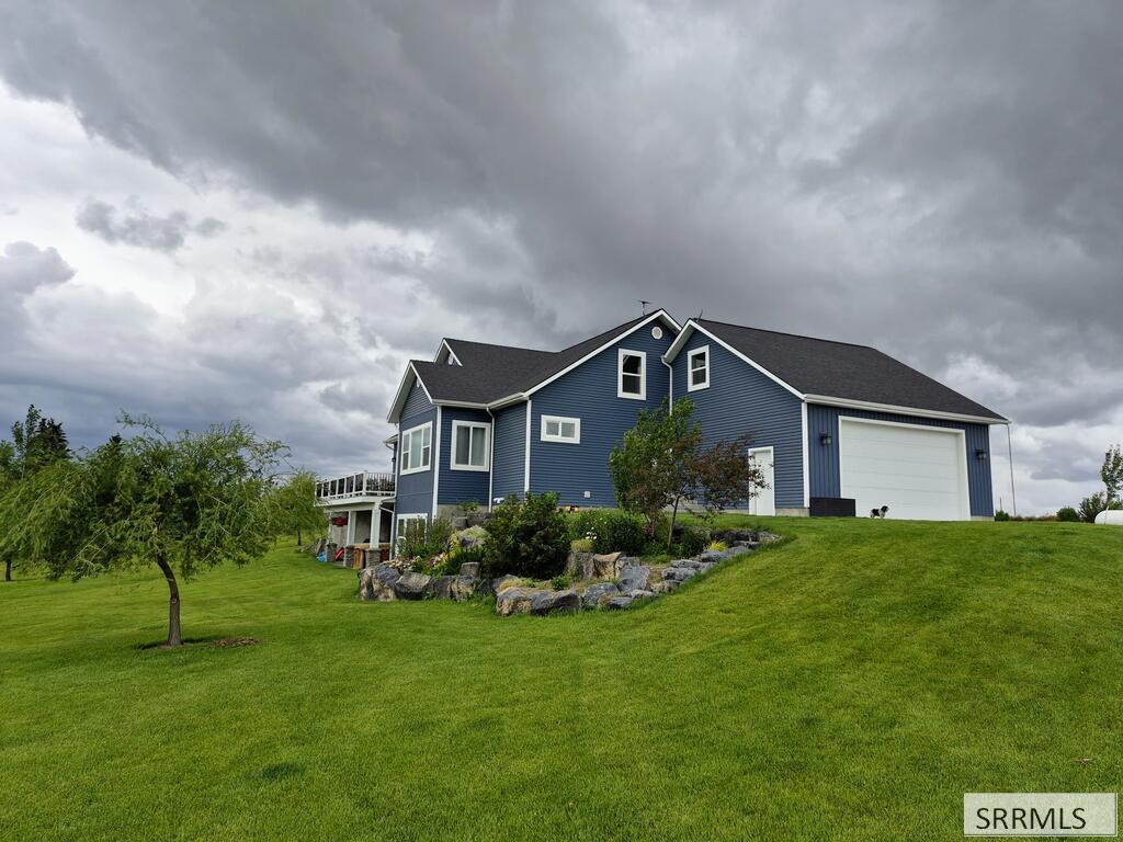 6272 W 49th S