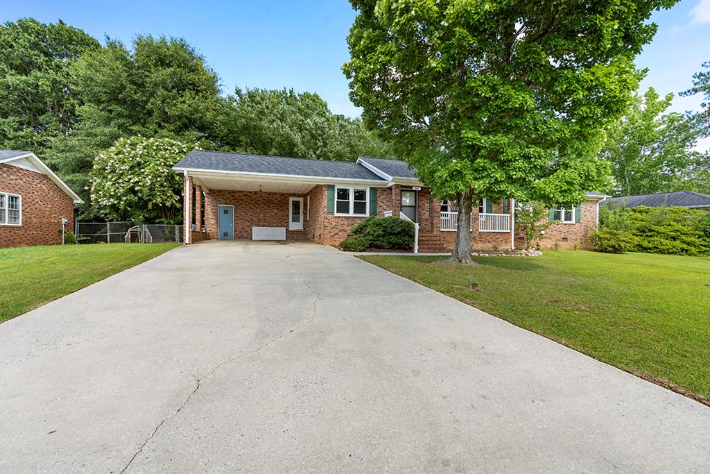 208 Sylvan Road