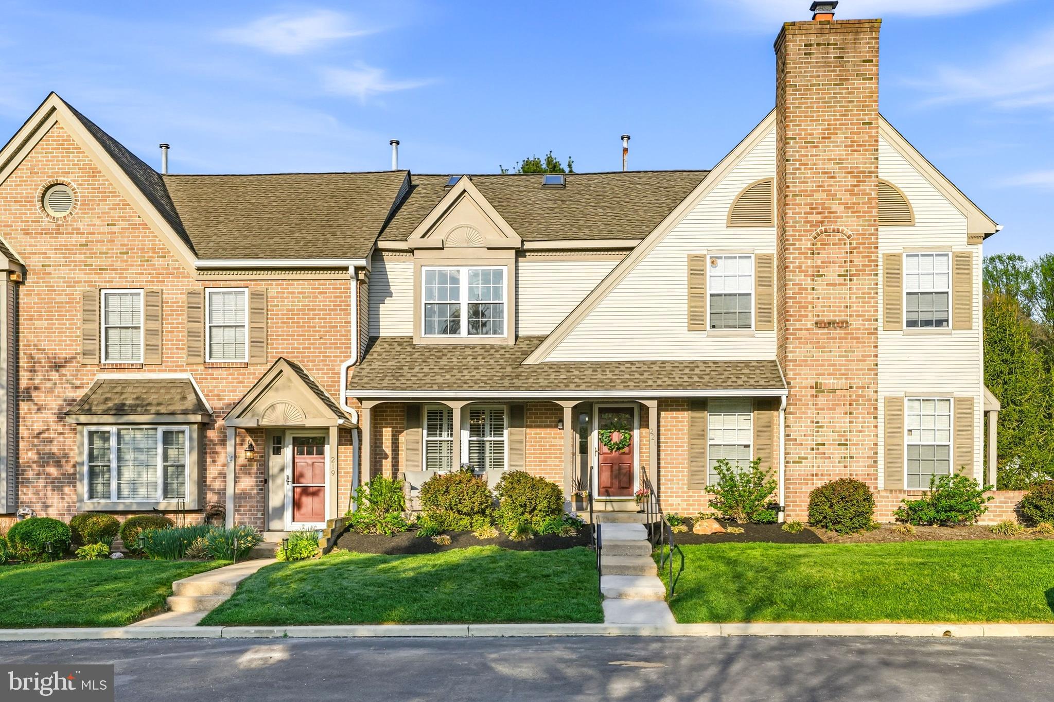 With over 2400 sf of finished living space including the walkout basement, this is one of the largest homes in Longwood Crossing. Super convenient location and a monthly fee of only $135/mo. The kitchen was opened up when renovated and offers tons of beautiful granite counter space and an open flow.The front porch welcomes you as you enter. The first floor has a dining area,  dazzling renovated kitchen, powder room, breakfast nook and open living area. The family room is anchored by a gas fireplace.  An oversized deck off the living room offers nice views and room to grill and chill.The second floor has a bedroom, hall bath and a double hall closet, plus the primary suite. A fully renovated spa like primary bath steals the show in the primary suite which features a walk-in closet and plenty of space.A third floor loft rounds out the bedroom space.Ready to entertain, the fully finished walkout basement is the perfect place to watch the big game. The basement has a laundry room with storage, plus closet space.Newer HVAC and gas water heater with gas heat, plenty of updates, and a low monthly fee make this the spot for low maintenance living.This community offers plenty of green space, trees, and sidewalks - great for morning walks.Located conveniently near Rt 1 for easy commuting, and just minutes from the Delaware border. Minutes from Longwood Gardens and charming Kennett Square Borough. Golf, shopping, dining and plenty of amazing natural areas are all within reach.Preferred settlement date is mid-end of May.