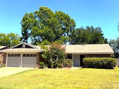 2703 Capistrano Court S, Arlington, TX image