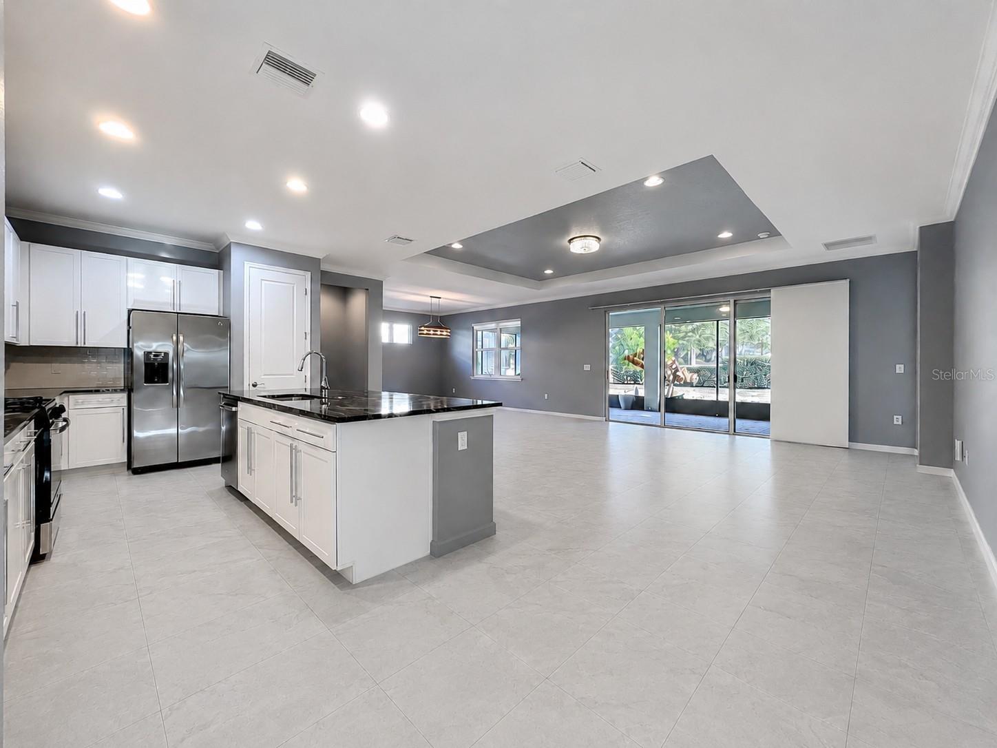 295 Northcote Court
