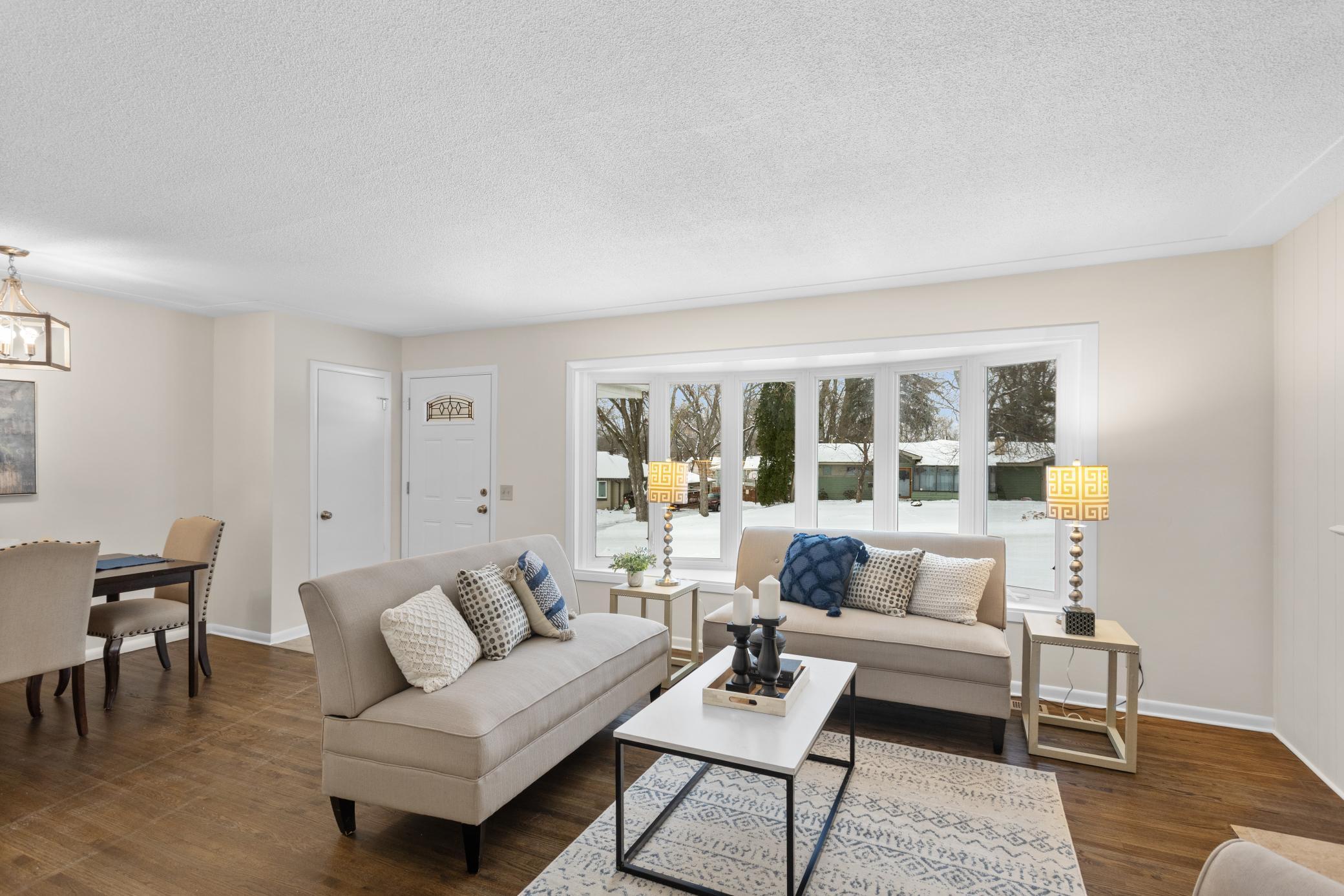 3933 Edgewood Avenue N