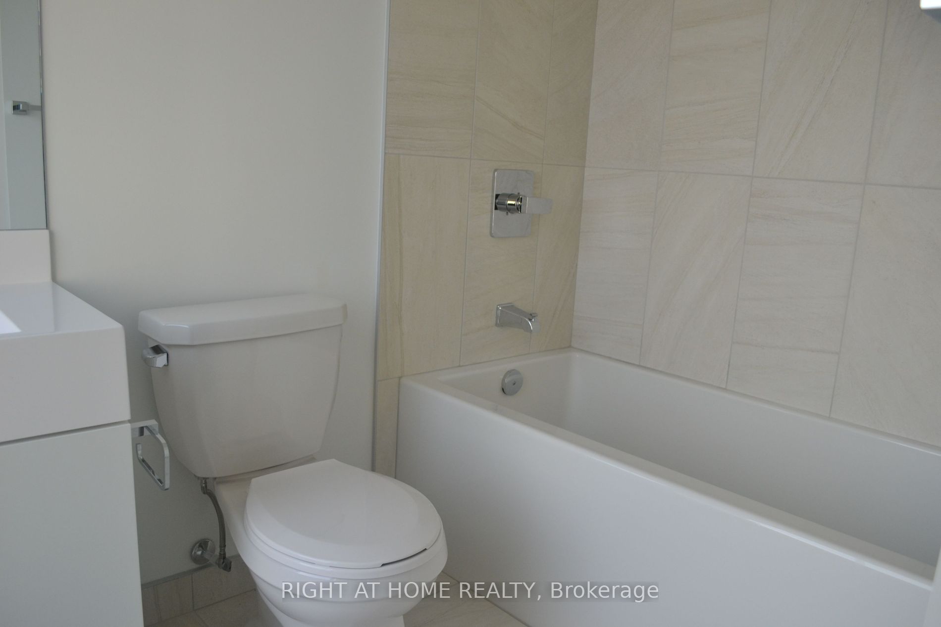 30 Samuel Wood Way 1208