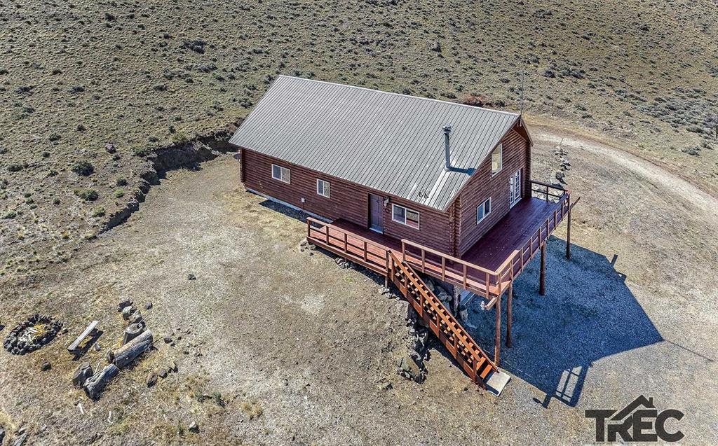4 Whit Creek Rd
