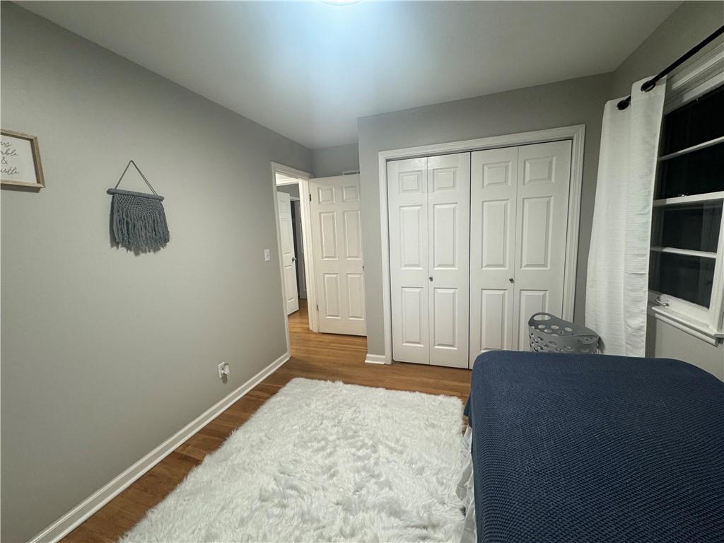 824 SW Pleasant Drive