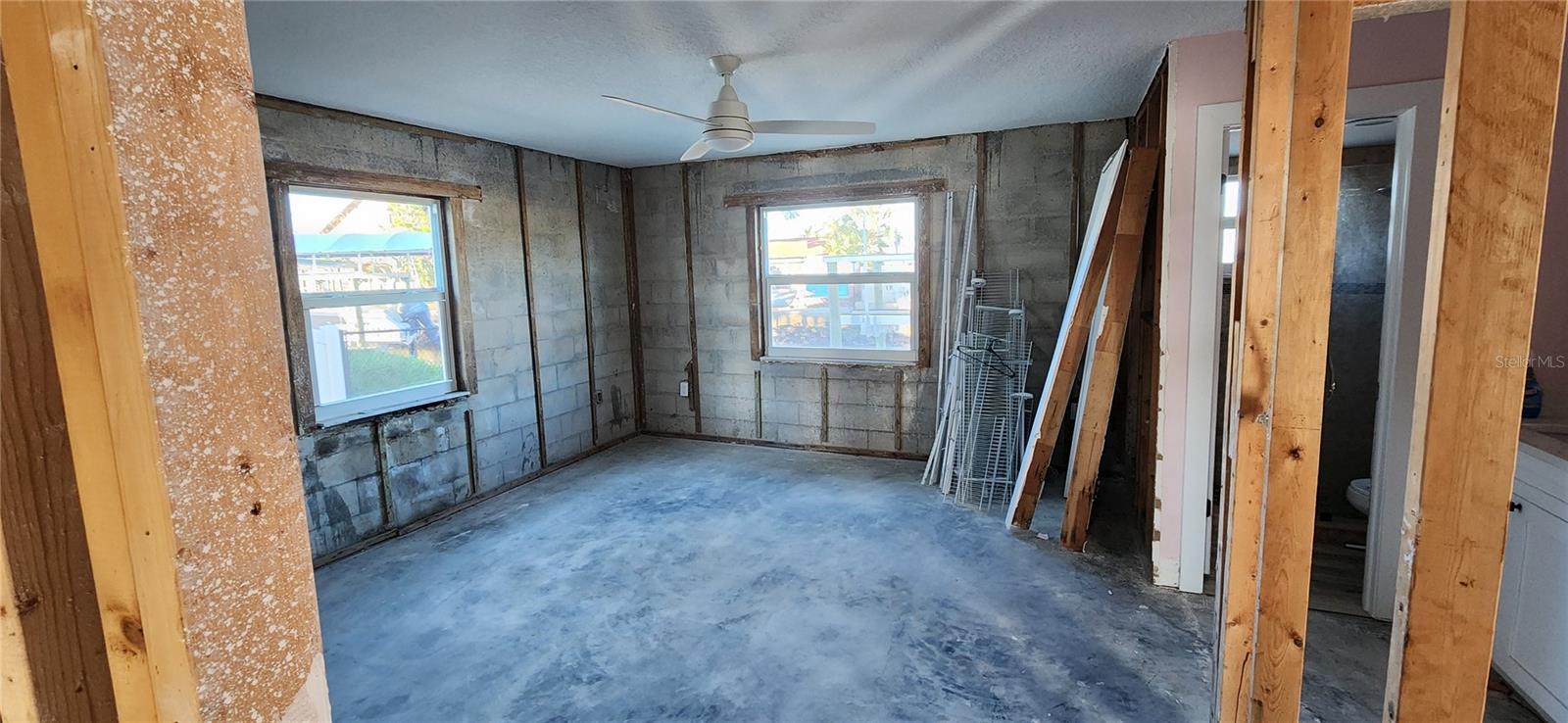 13437 Lisa Drive