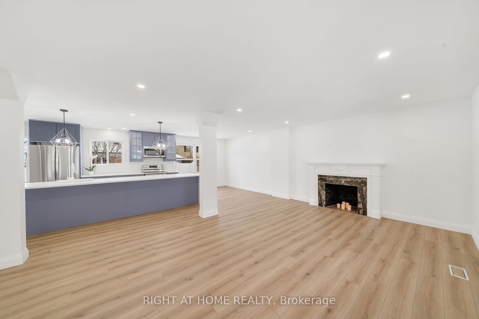 192 Waldoncroft Cres