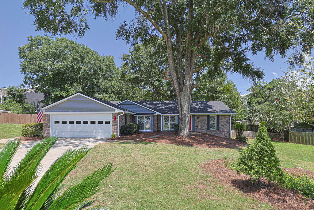 3 North Theri Ct
