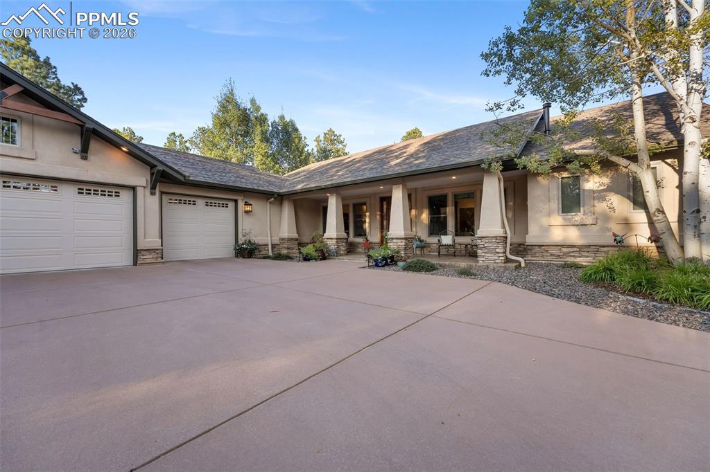 12155 Spine Creek Place