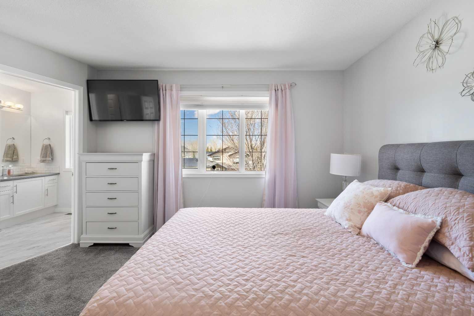 15 Skara Brae Close