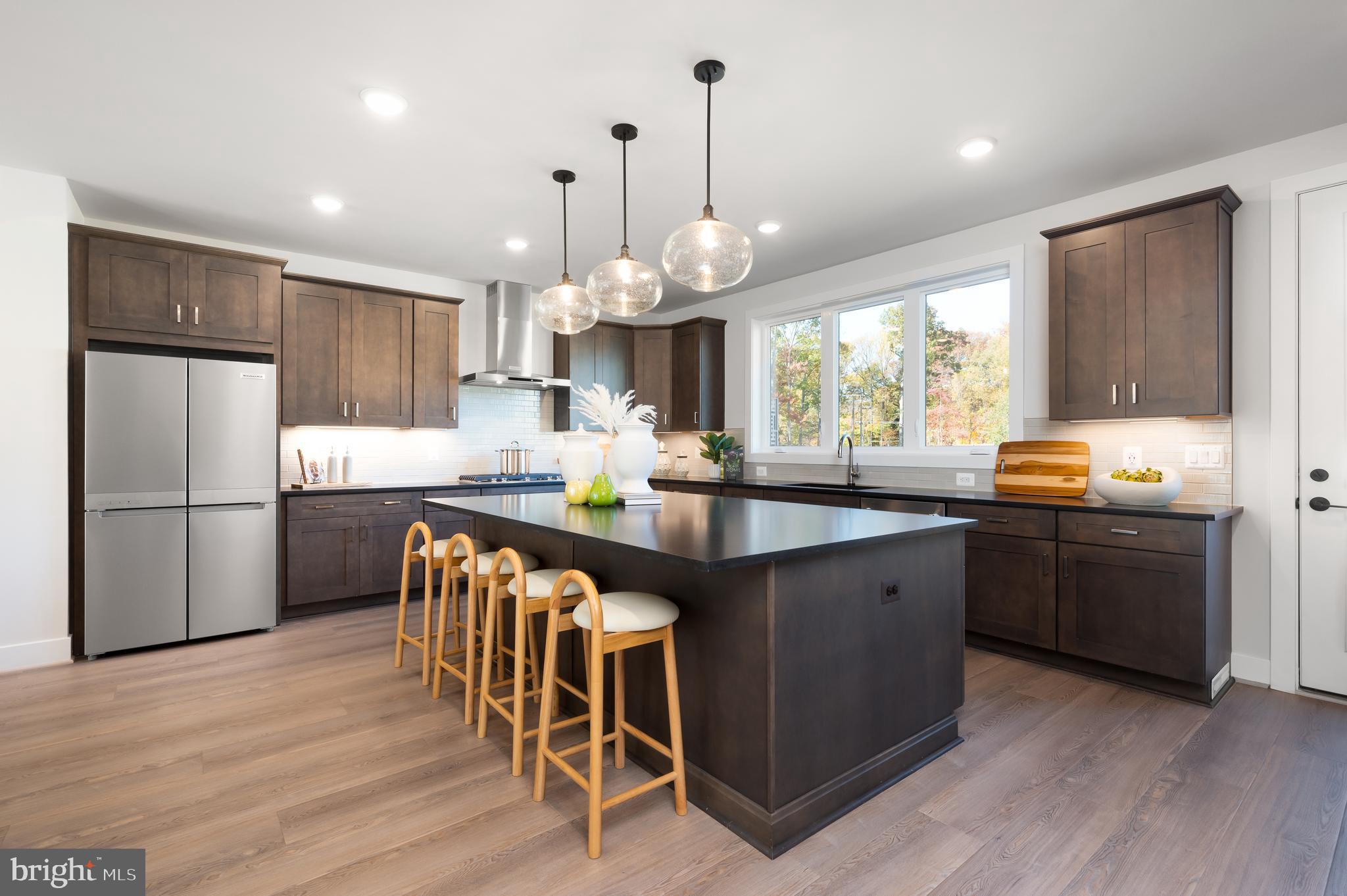 1610 Fellowship Square