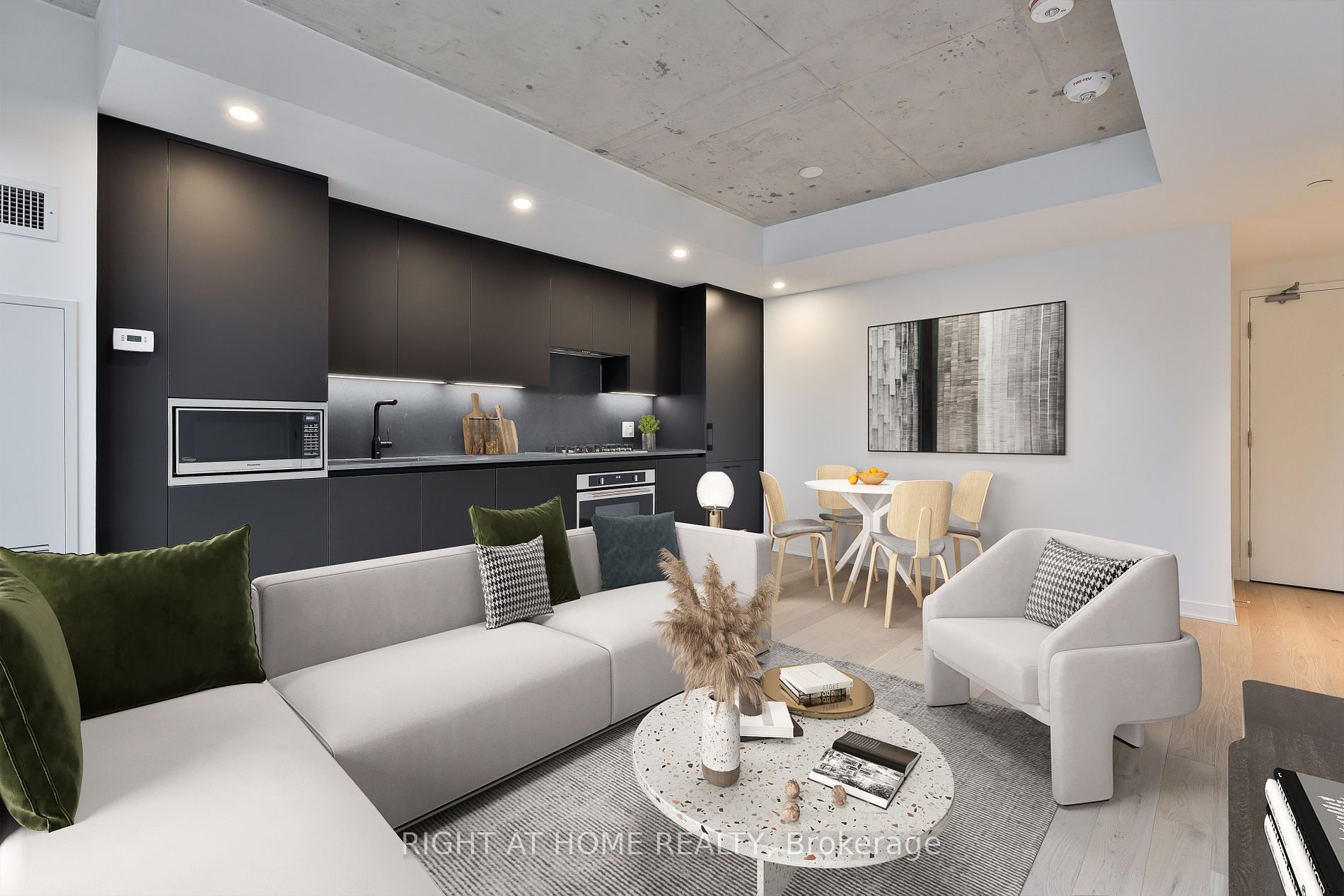 2720 W Dundas St 409