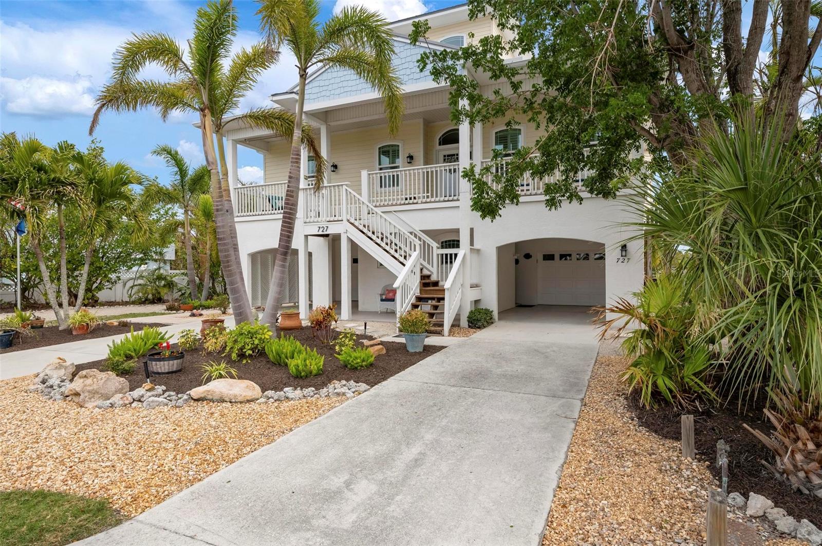 727 Holly Road