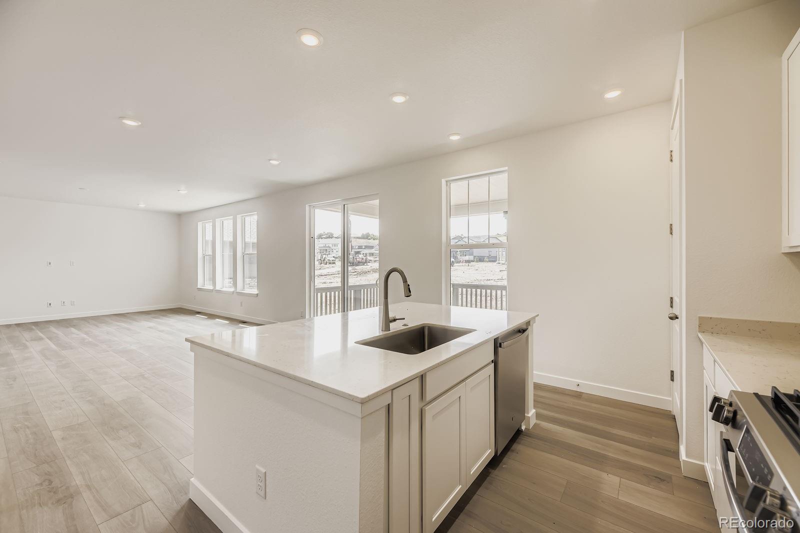 12780 W Glasgow Place