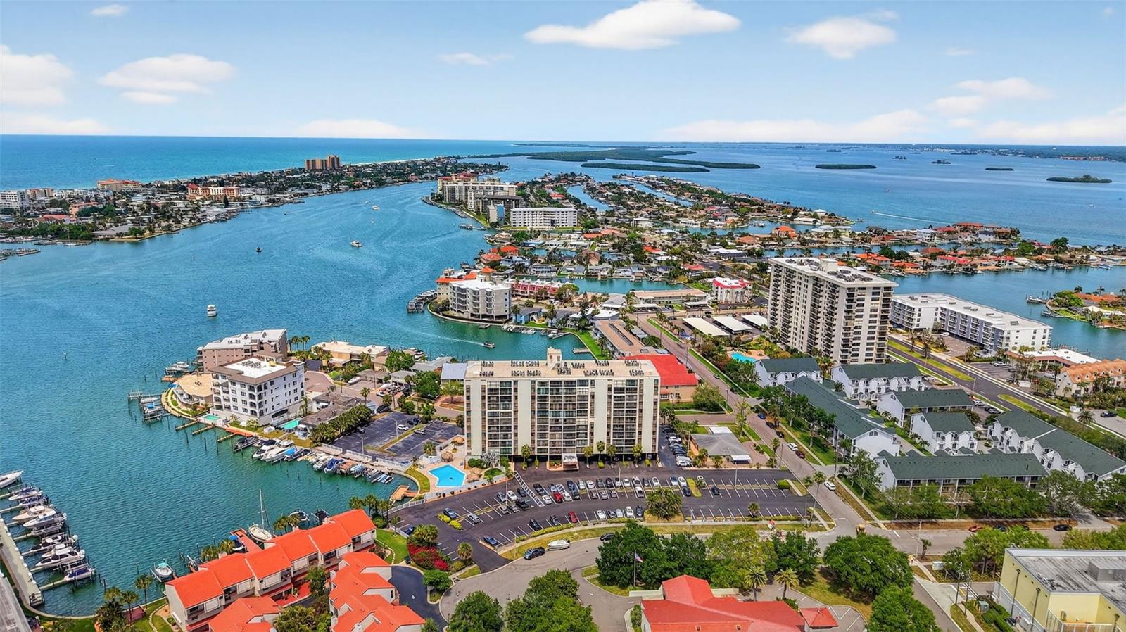 255 Dolphin Point 211