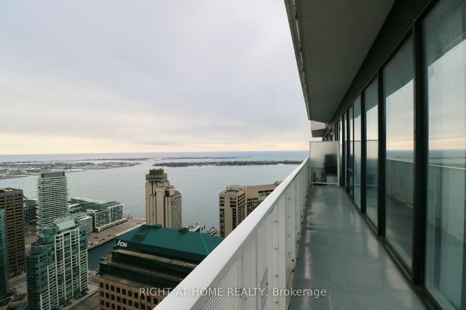 88 Harbour St 4904