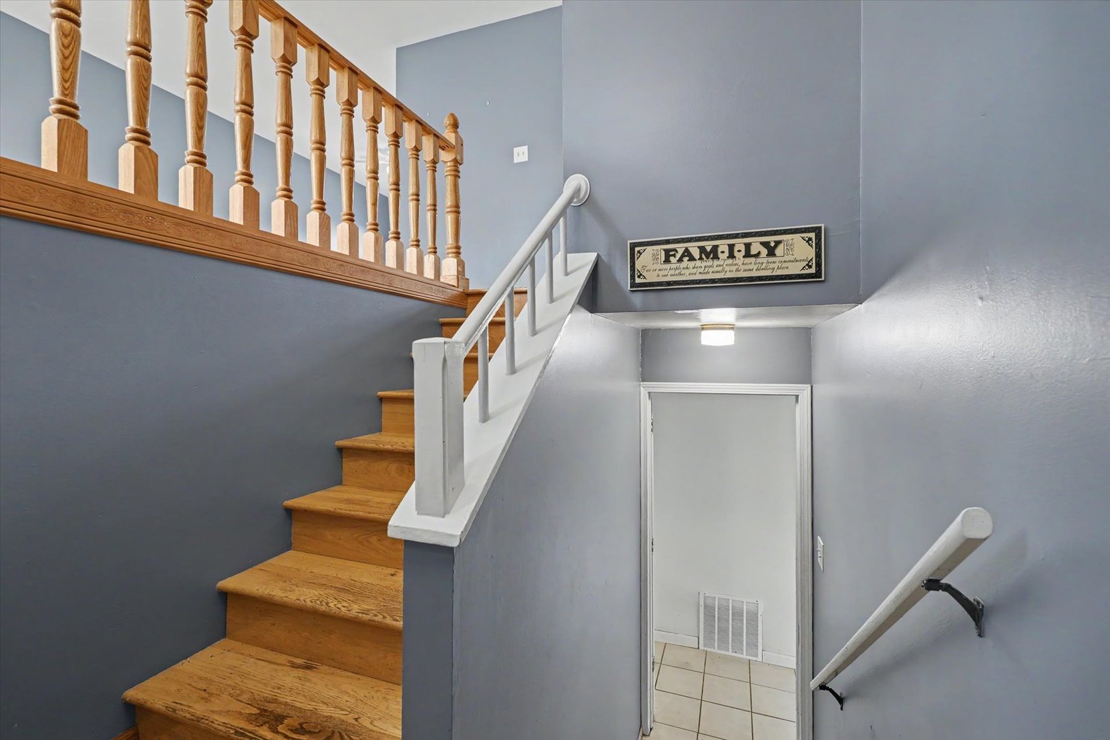 2401 Arden Drive