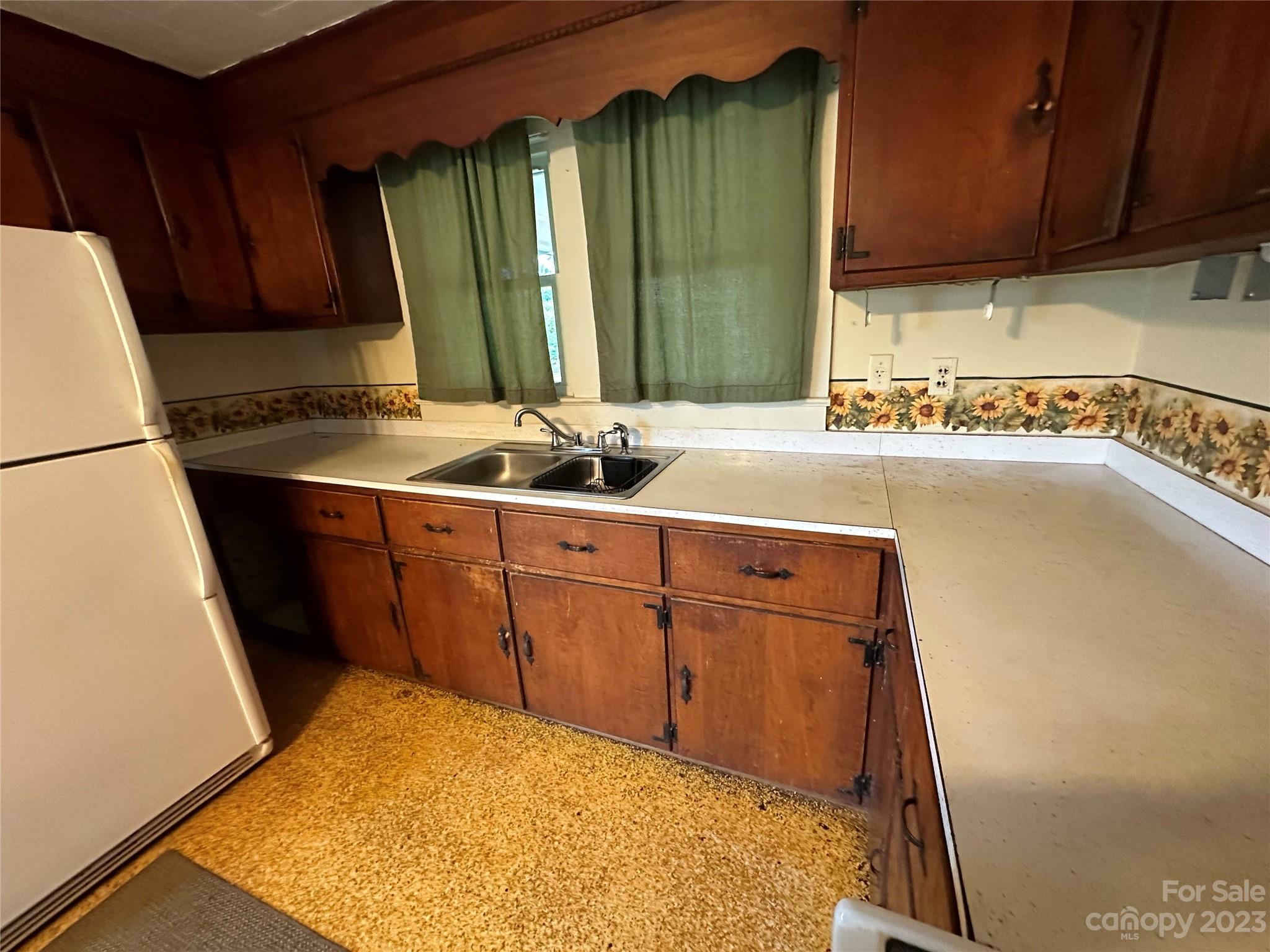 3262 Friendly Park Road