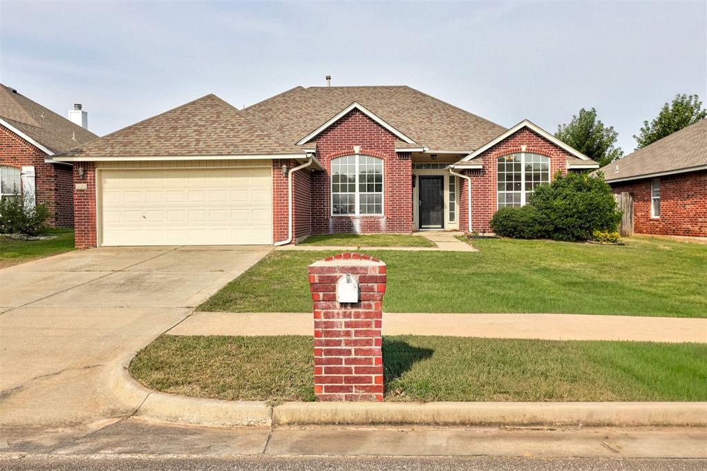 Tucked back in the neighborhood this great home offers 3 bed plus an office.  Split bedroom floorplan and new exterior paint, cabinets painted,  new living room and office flooring just installed.  Seller is still in process of getting stuff moved out but house.