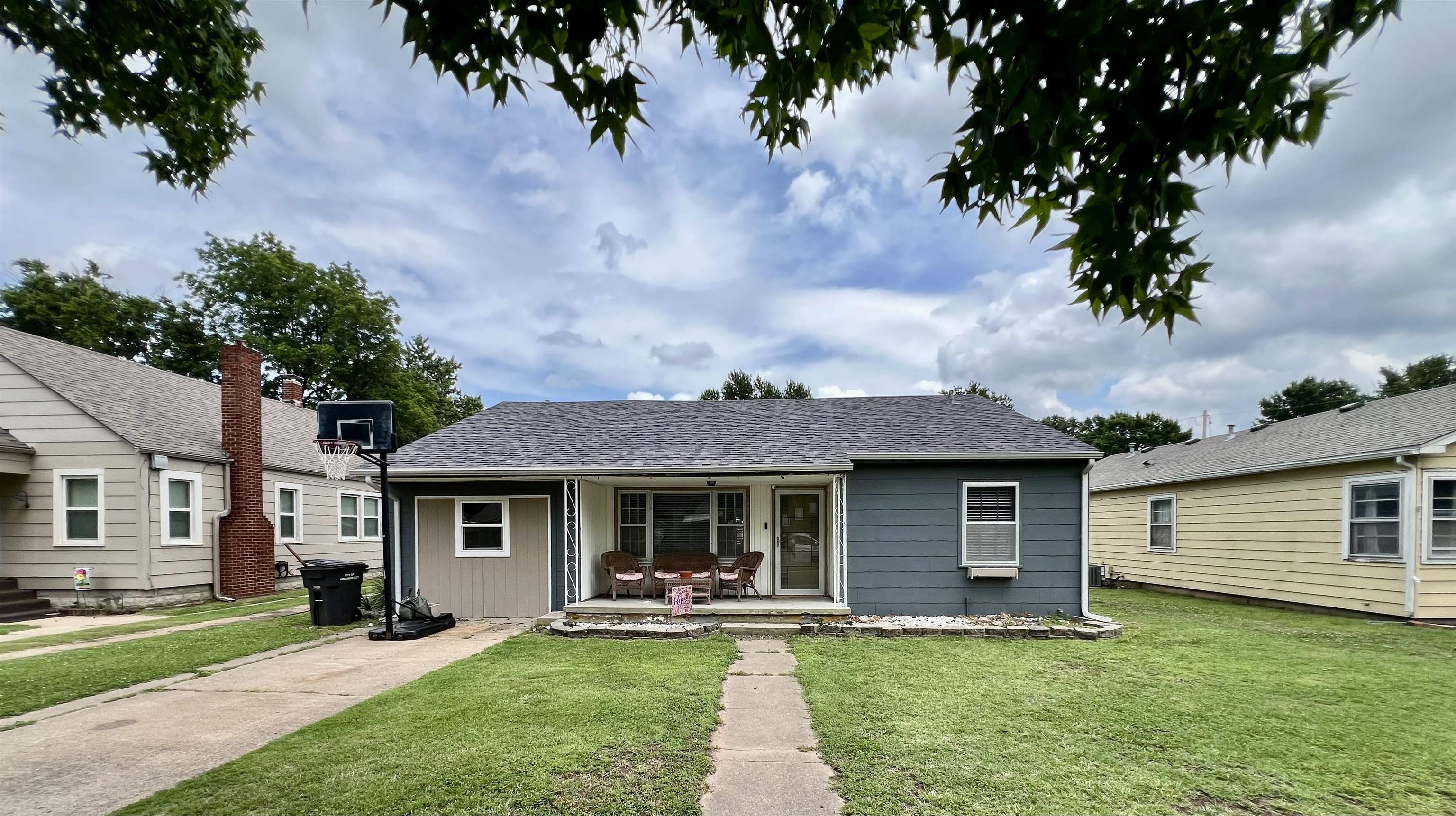 1208 N 2nd