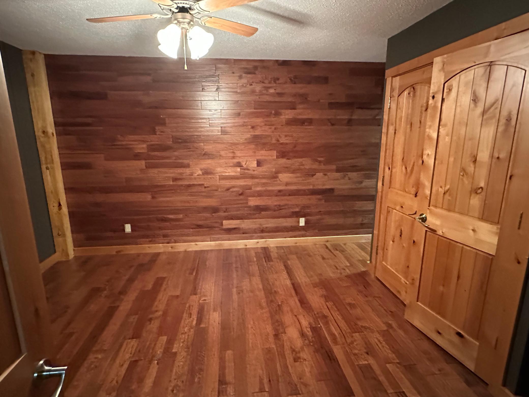 10490 Us Highway 169 106