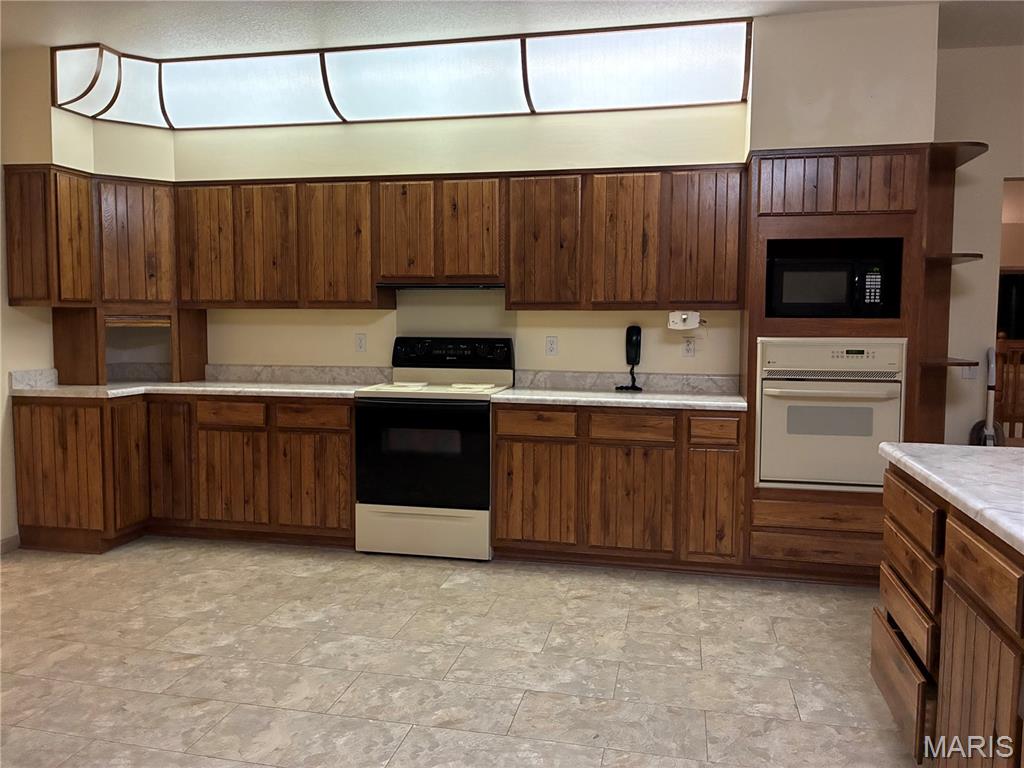 58079 Dow Trail