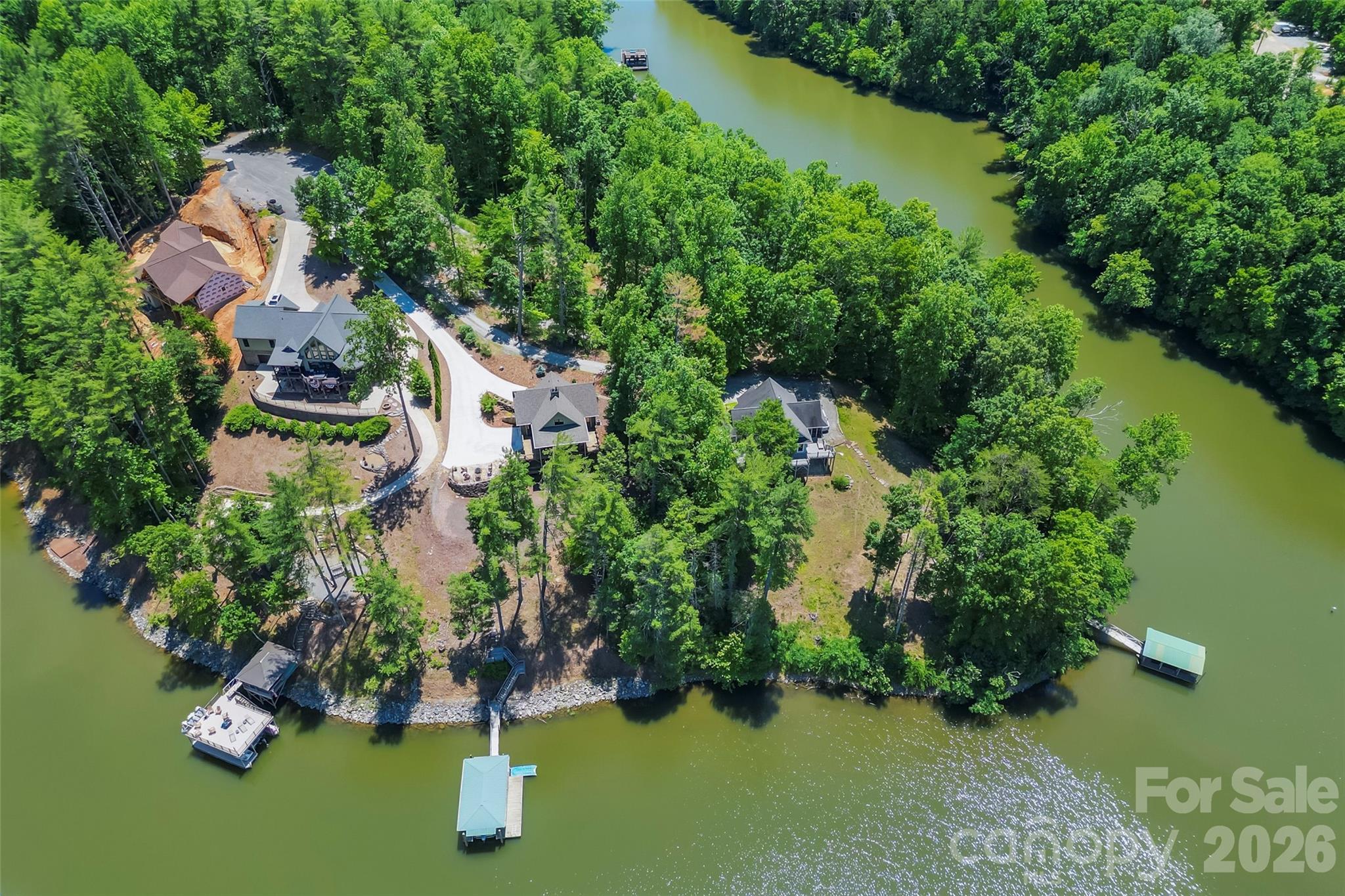 590 Larkhaven Drive