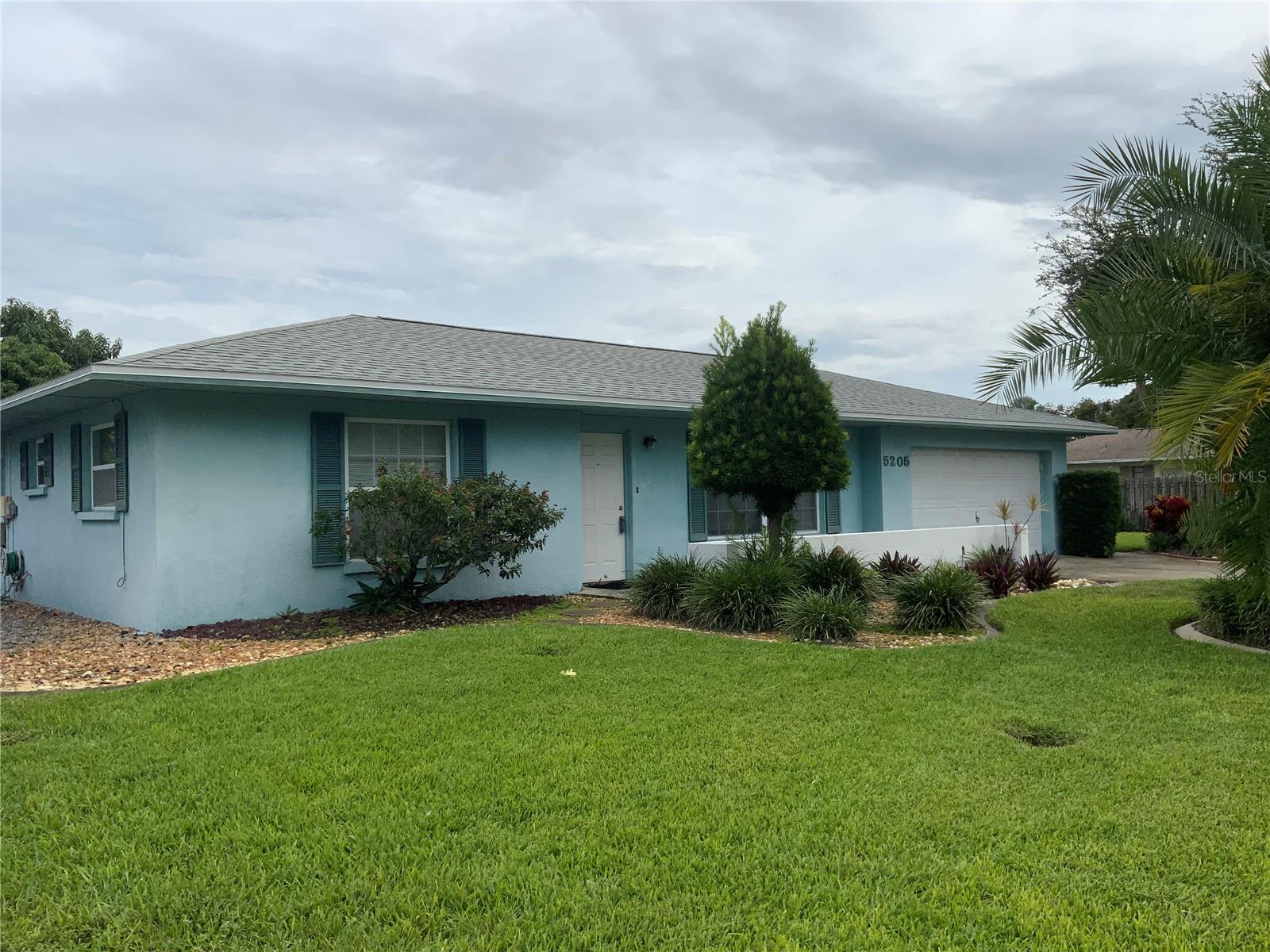 5205 36th Avenue Drive W