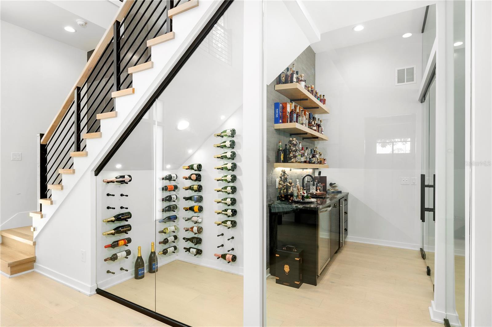 4709 W Estrella Street