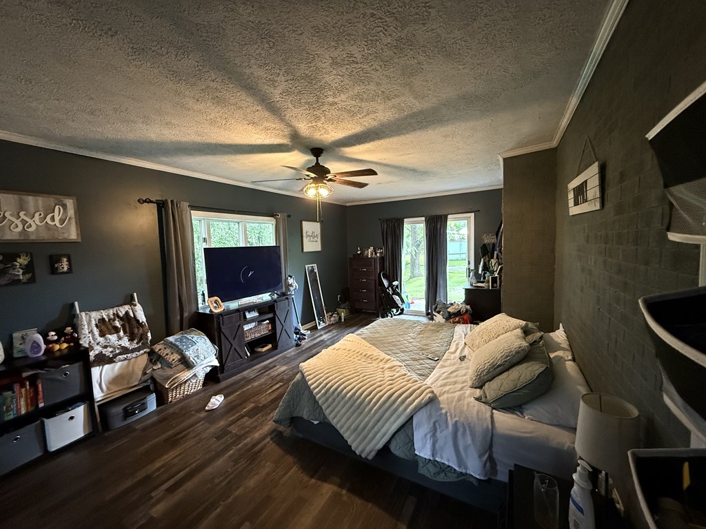 211 Stanley Dr