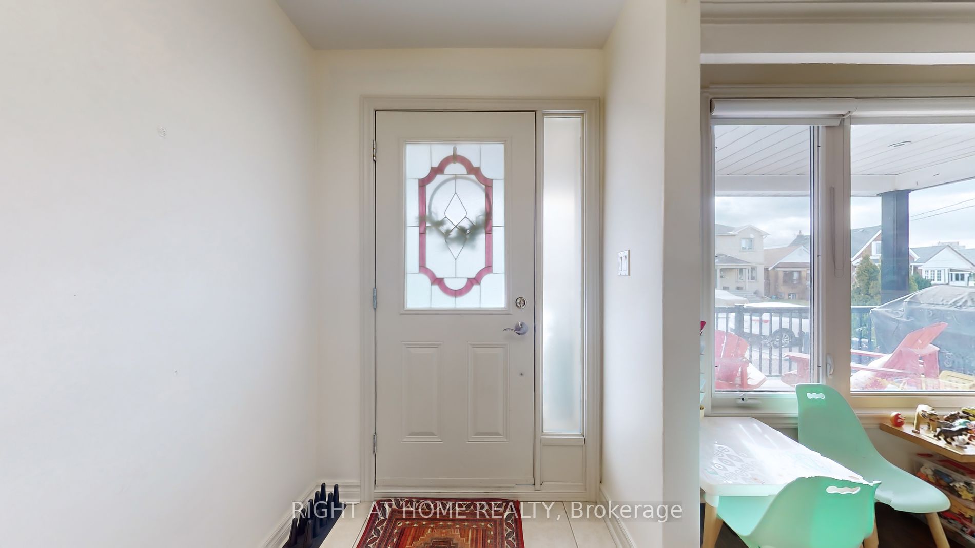 94 Belgravia Ave