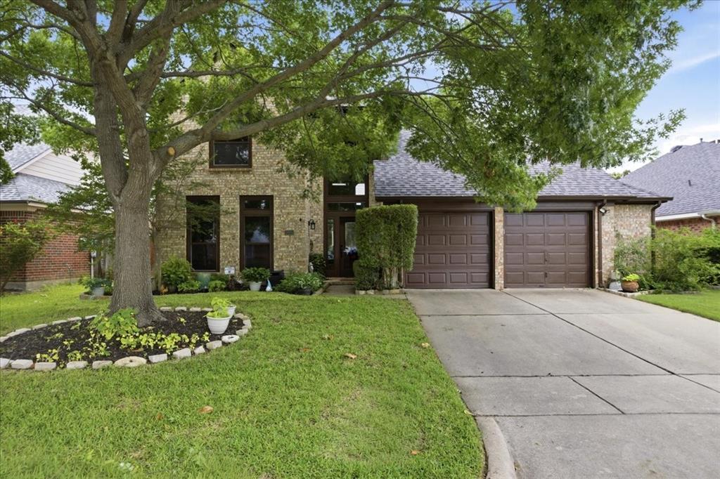 6801 Briarwood Drive in Fort Worth
