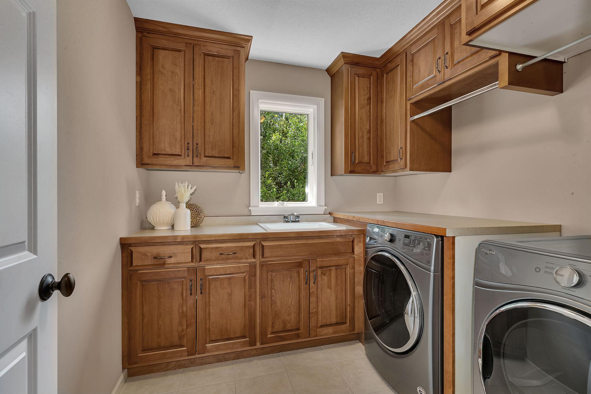 1621 Blackberry Circle